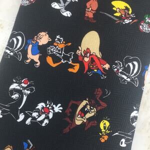 LOONY TUNES GRAPHIC NECKTIE
